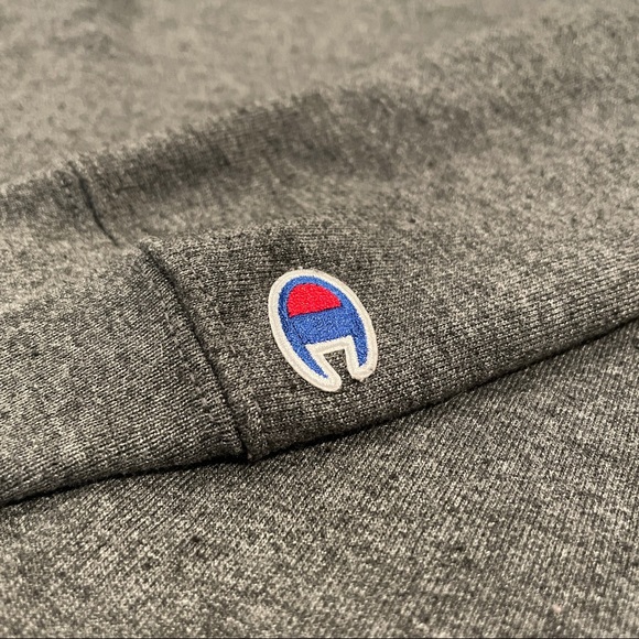 Champion sweatshirt - Picture 4 of 6